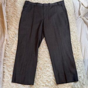 B41. Kenneth Cole New York men’s  Wool pants‎ (40R)